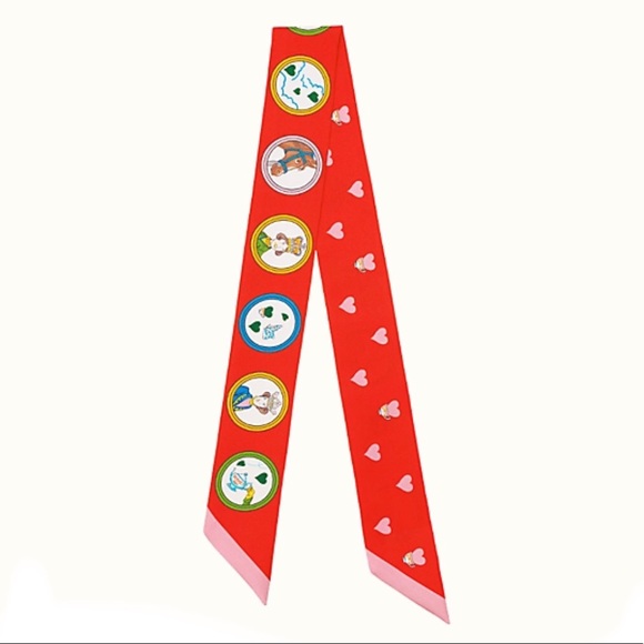 HERMÈS Limited Edition Tea Time Twilly in Heart Box - Picture 2 of 4